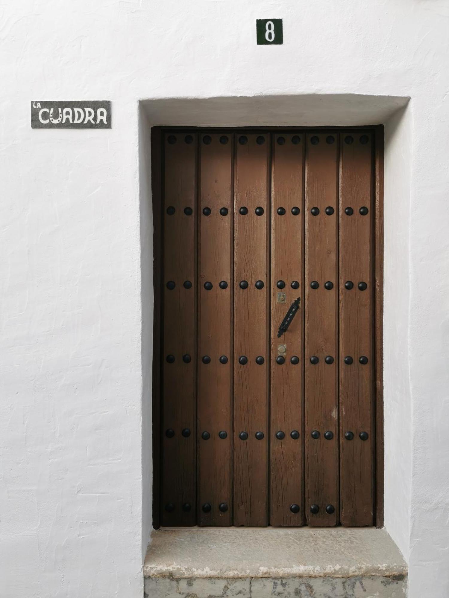 La Cuadra Villa Villaluenga Del Rosario Luaran gambar