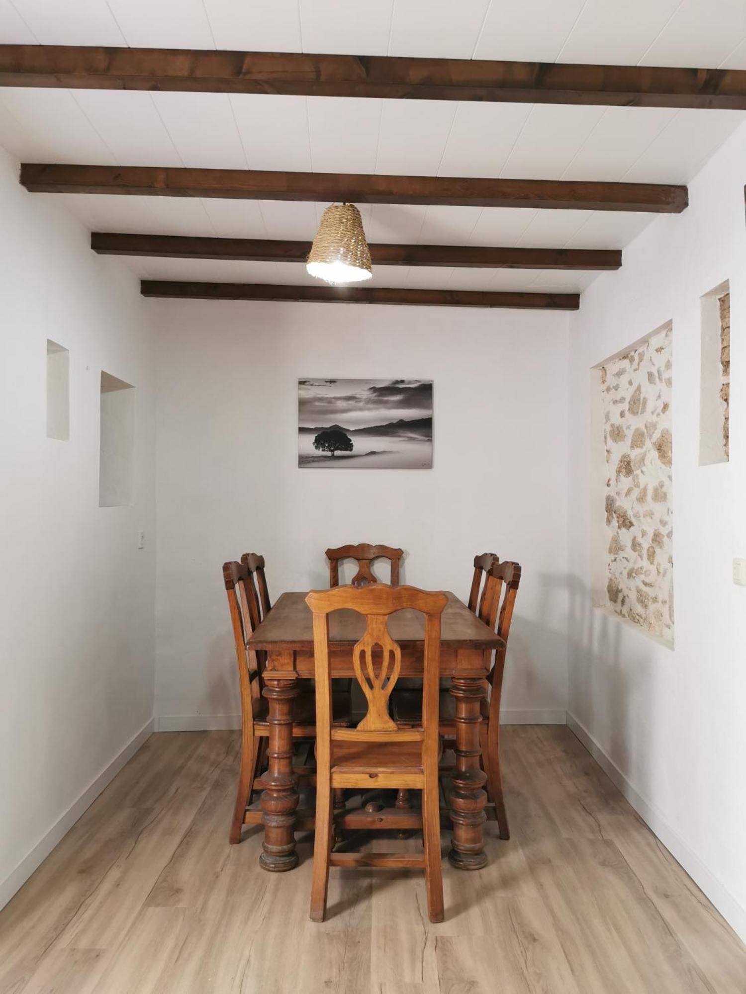 La Cuadra Villa Villaluenga Del Rosario Luaran gambar