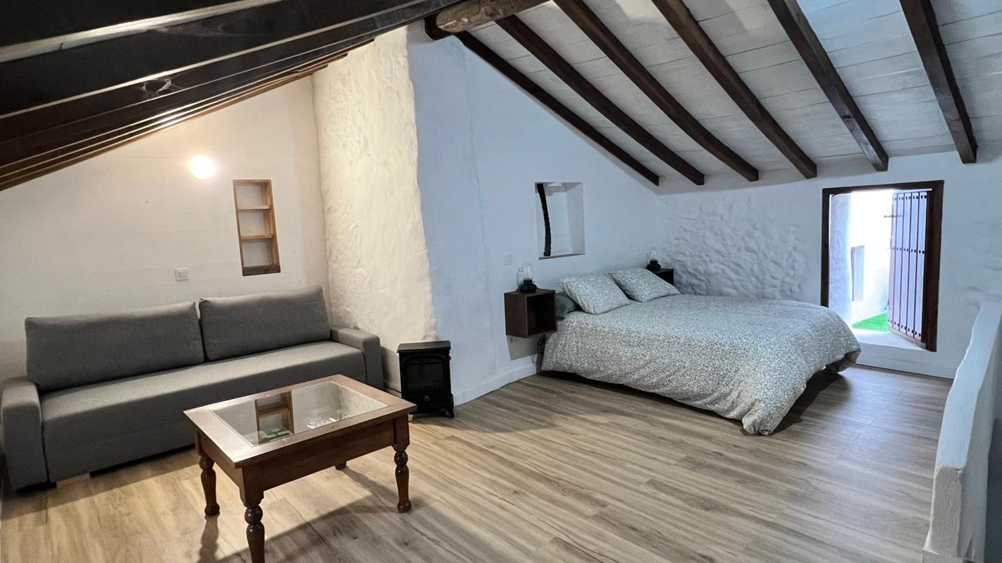La Cuadra Villa Villaluenga Del Rosario Luaran gambar